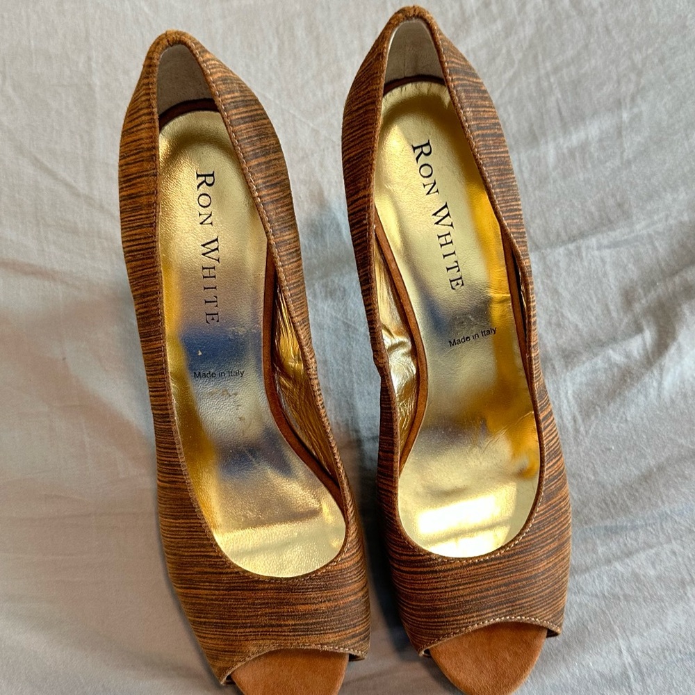 Ron White Brown Peep-Toe Heels
